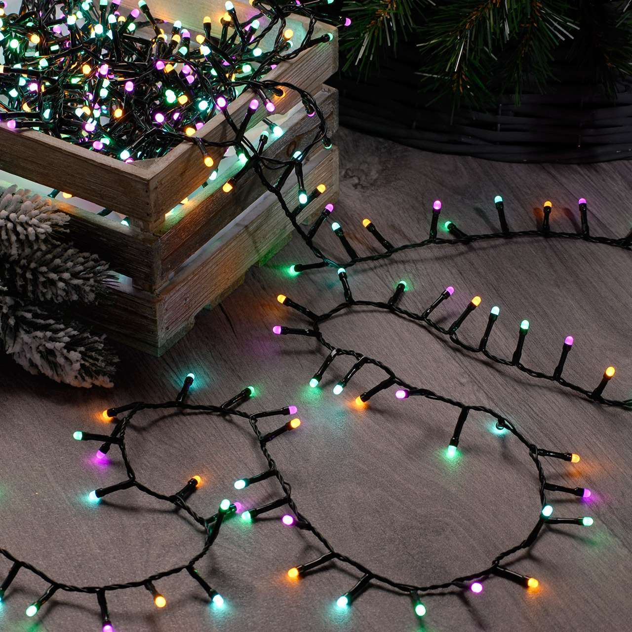 Festive Indoor & Outdoor 6ft Christmas Tree Lights 760 Aurora LEDs